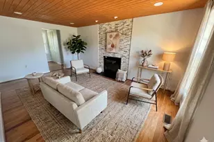 2283 Dosinia Ct, Reston, VA 20191 - Photo 2