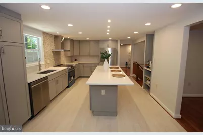 2283 Dosinia Court, Reston, VA 20191 - Photo 6