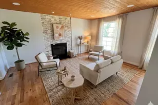 2283 Dosinia Ct, Reston, VA 20191 - Photo 4