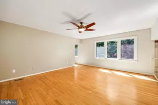 6336 Torrence St, Burke, VA 22015 - Photo 42