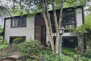2309 Old Trail Dr, Reston, VA 20191 - Photo 2