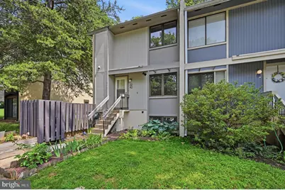 2242 Cartwright Place, Reston, VA 20191 - Photo 14