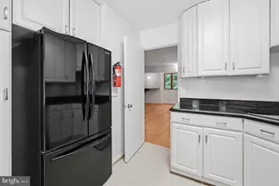 2242 Cartwright Pl, Reston, VA 20191 - Photo 6