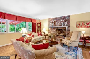4401 Dolphin Ln, Alexandria, VA 22309 - Photo 14