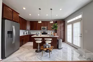 5609 Faircloth Ct, Centreville, VA 20120 - Photo 6