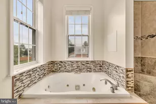 8604 Woodlawn Ct, Alexandria, VA 22309 - Photo 22
