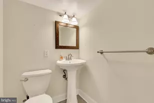 8604 Woodlawn Ct, Alexandria, VA 22309 - Photo 34