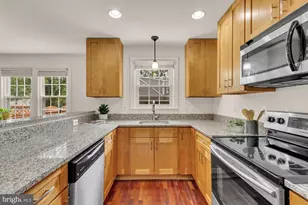 8604 Woodlawn Ct, Alexandria, VA 22309 - Photo 12