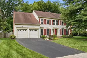 4308 Warner Ln, Chantilly, VA 20151 - Photo 1