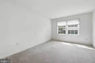 4308 Warner Ln, Chantilly, VA 20151 - Photo 32