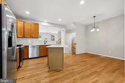 13598 Bathgate Drive, Herndon, VA 20171 - Photo 16
