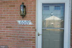 6069 Crown Royal Cir, Alexandria, VA 22310 - Photo 2