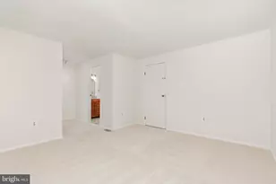 5712 Round Top Ln, Burke, VA 22015 - Photo 18