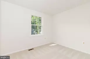 5712 Round Top Ln, Burke, VA 22015 - Photo 24