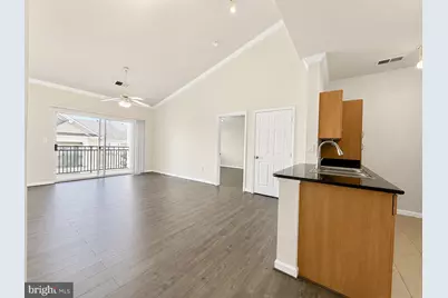 12925 Centre Park Circle #405, Herndon, VA 20171 - Photo 10