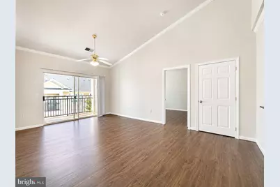 12925 Centre Park Circle #405, Herndon, VA 20171 - Photo 8