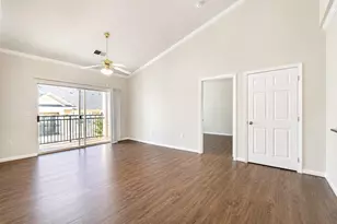 12925 Centre Park Cir, Herndon, VA 20171 - Photo 8