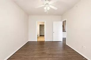 12925 Centre Park Cir, Herndon, VA 20171 - Photo 16