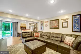 4315 Wakefield Dr, Annandale, VA 22003 - Photo 48