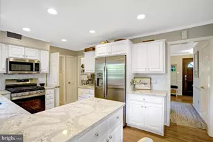 4315 Wakefield Dr, Annandale, VA 22003 - Photo 18