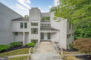 7545 Potomac Fall Rd, McLean, VA 22102 - Photo 2