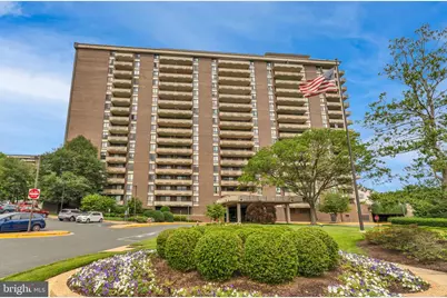 1800 Old Meadow Road #1014, McLean, VA 22102 - Photo 4