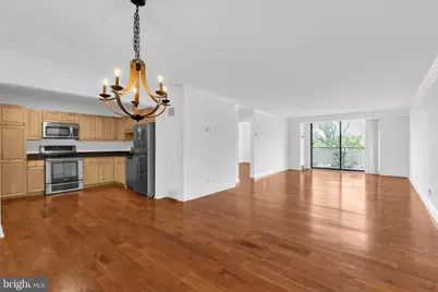1800 Old Meadow Road #1014, McLean, VA 22102 - Photo 12