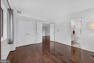 5901 Mt Eagle Dr, Alexandria, VA 22303 - Photo 14