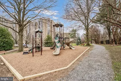 5901 Mount Eagle Drive #301, Alexandria, VA 22303 - Photo 44