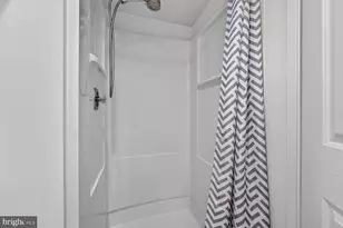 5901 Mt Eagle Dr, Alexandria, VA 22303 - Photo 16