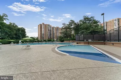 5901 Mount Eagle Drive #301, Alexandria, VA 22303 - Photo 32
