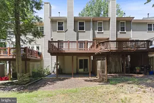 8073 Morning Meadow Ct, Alexandria, VA 22315 - Photo 34