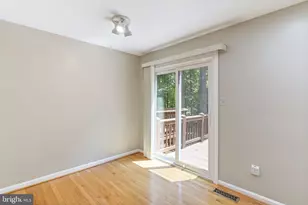 8073 Morning Meadow Ct, Alexandria, VA 22315 - Photo 14