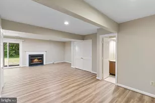 8073 Morning Meadow Ct, Alexandria, VA 22315 - Photo 26