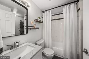 8607 Kenosha Ct, Lorton, VA 22079 - Photo 16
