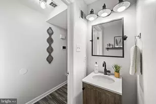 8607 Kenosha Ct, Lorton, VA 22079 - Photo 4