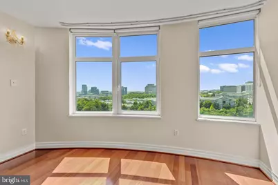 8220 Crestwood Heights Drive #1411, McLean, VA 22102 - Photo 8