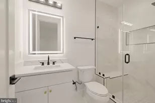 2000 Oswald Pl, Falls Church, VA 22043 - Photo 60