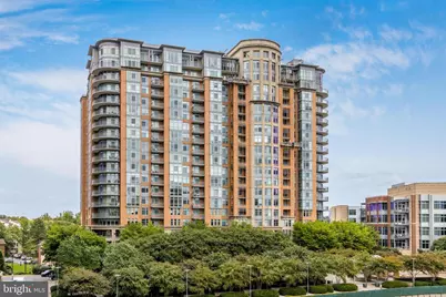 8220 Crestwood Heights Drive #105, McLean, VA 22102 - Photo 1