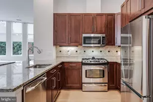 8220 Crestwood Heights Dr, McLean, VA 22102 - Photo 18