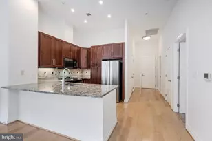 8220 Crestwood Heights Dr, McLean, VA 22102 - Photo 16