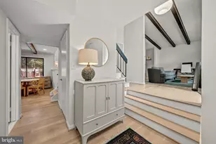 6706 Pine Creek Ct, McLean, VA 22101 - Photo 2