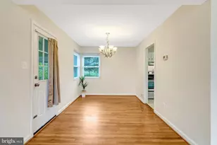 5804 Channing Rd, Springfield, VA 22150 - Photo 8
