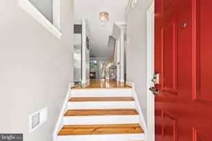 7710 Baird Ct, Lorton, VA 22079 - Photo 2