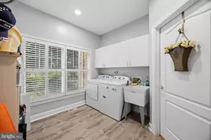 851 Forestville Meadows Dr, Great Falls, VA 22066 - Photo 28