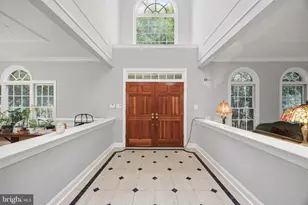 851 Forestville Meadows Dr, Great Falls, VA 22066 - Photo 6