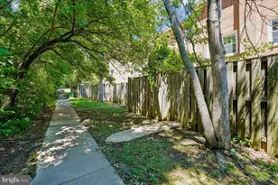 3058 Covington St, Fairfax, VA 22031 - Photo 28