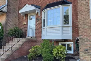 3058 Covington St, Fairfax, VA 22031 - Photo 1