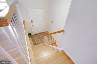 10535 Brevity Dr, Great Falls, VA 22066 - Photo 6