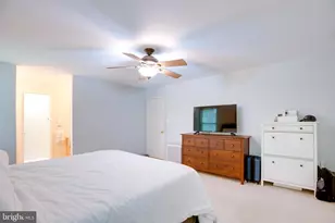10535 Brevity Dr, Great Falls, VA 22066 - Photo 20